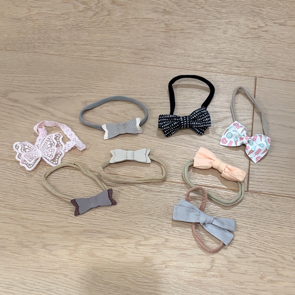 Charming Kids Hair Accessories Set - Pink, Black, Gray, Cream